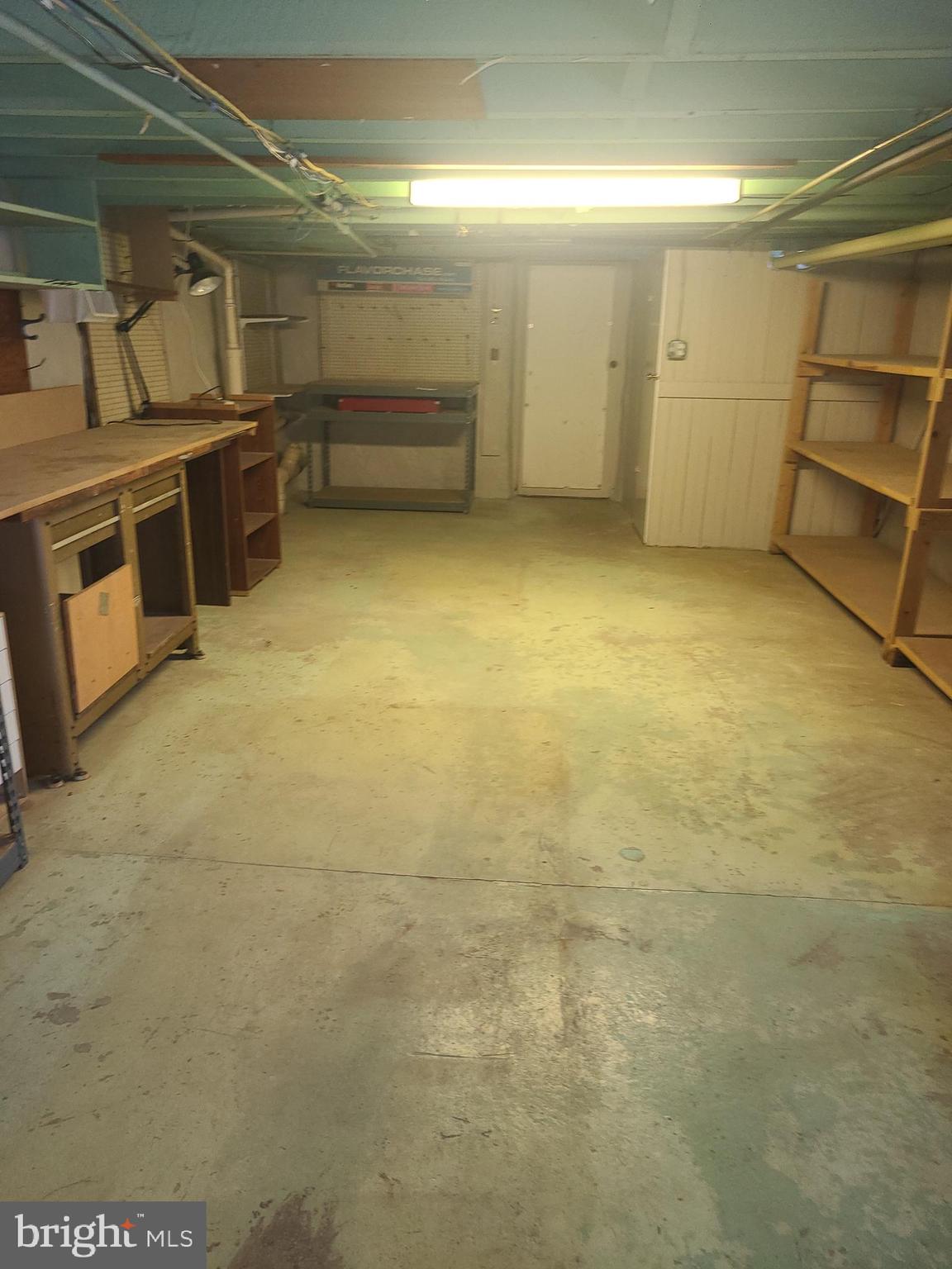 7912 Loretto Avenue Philadelphia, PA 19111 - Photo 47 of 51