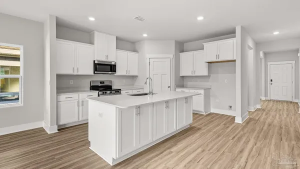 $389,900 | 8055 Fox Hunt Drive, Milton, FL 32583