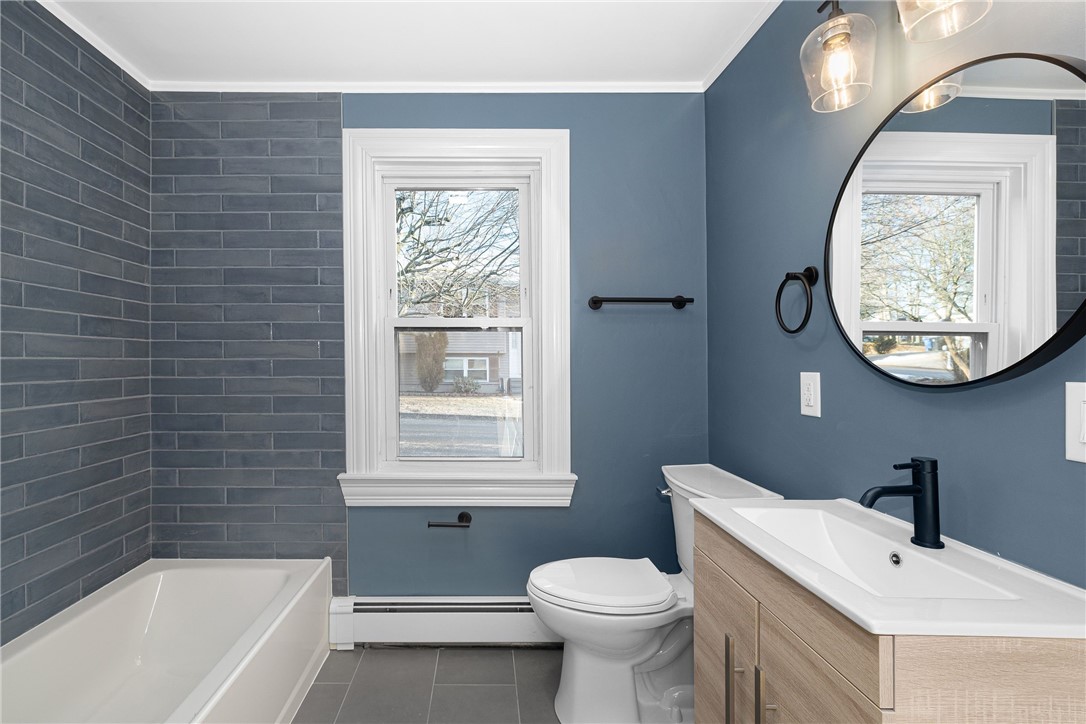 94 Kay Street Cumberland, RI 02864 - Photo 17 of 46