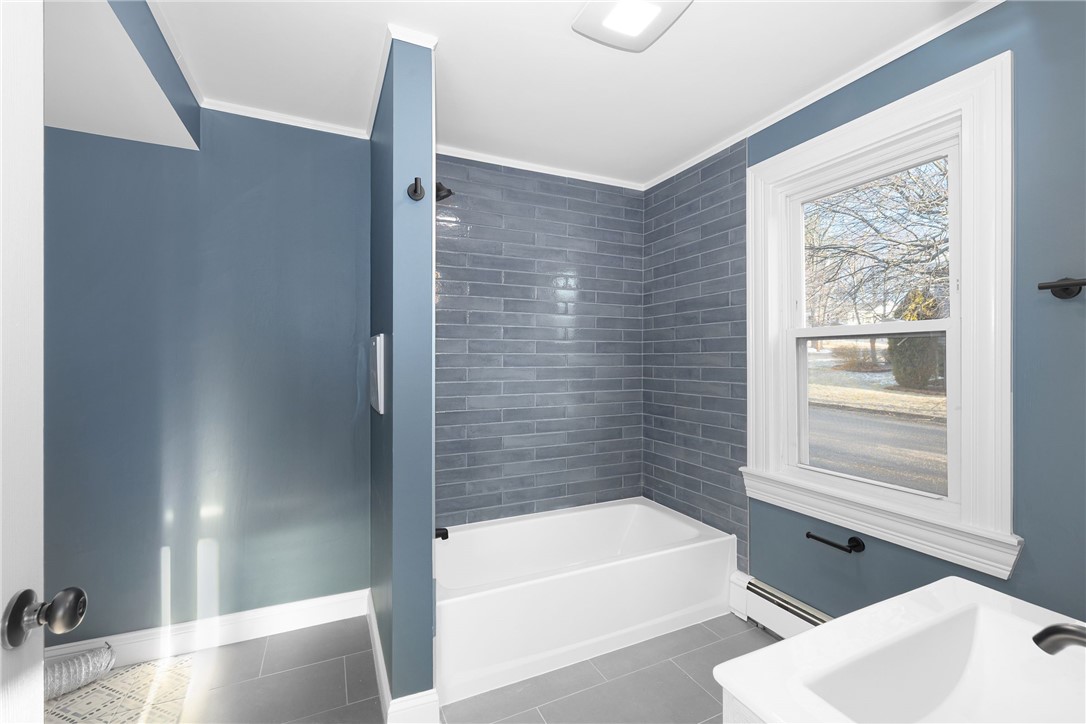 94 Kay Street Cumberland, RI 02864 - Photo 18 of 46