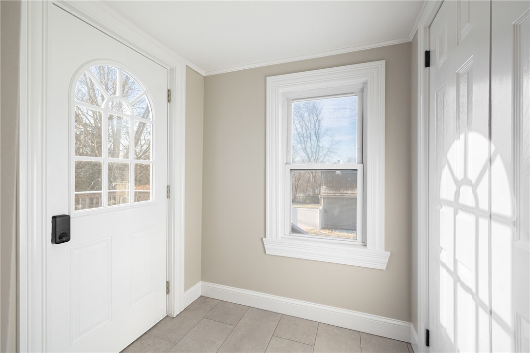 94 Kay Street Cumberland, RI 02864 - Photo 35 of 46