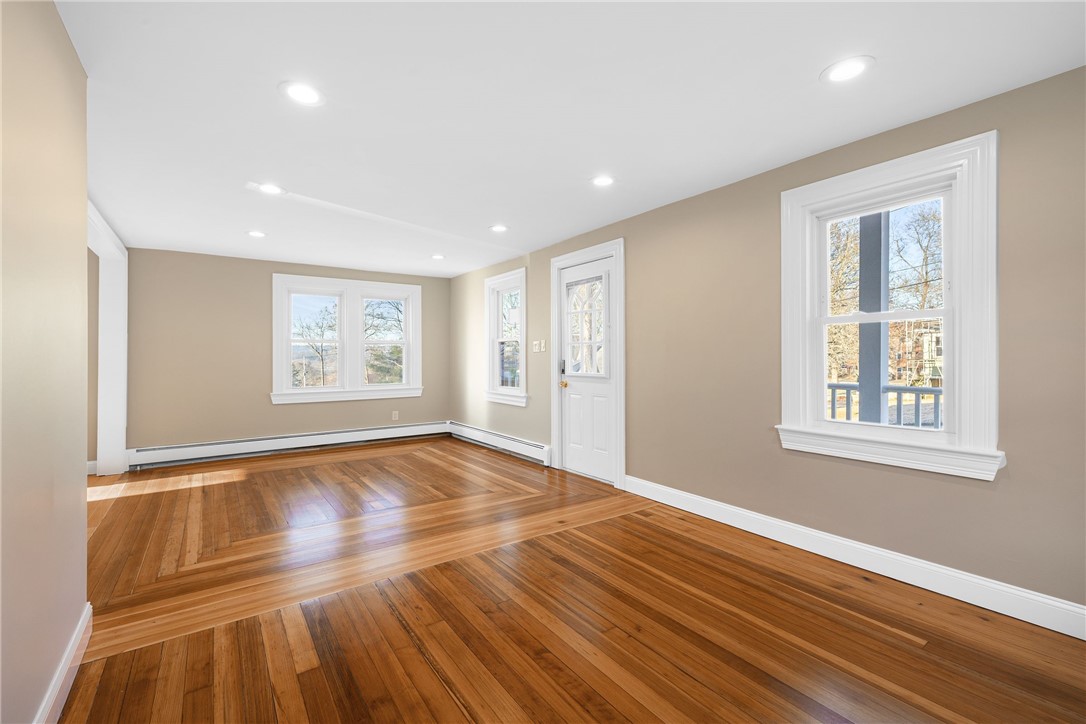 94 Kay Street Cumberland, RI 02864 - Photo 6 of 46