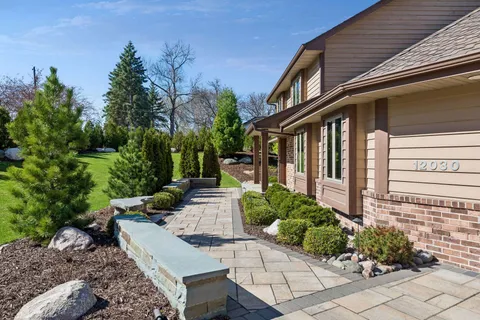 $1,650,000 | 12030 28th Avenue North, Plymouth, MN 55441