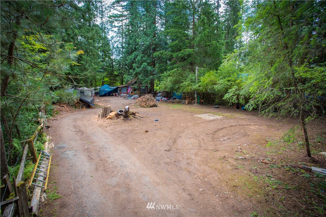 7898 Kendall Road Maple Falls, WA 98266 - Photo 1 of 1 Gallery Image 1