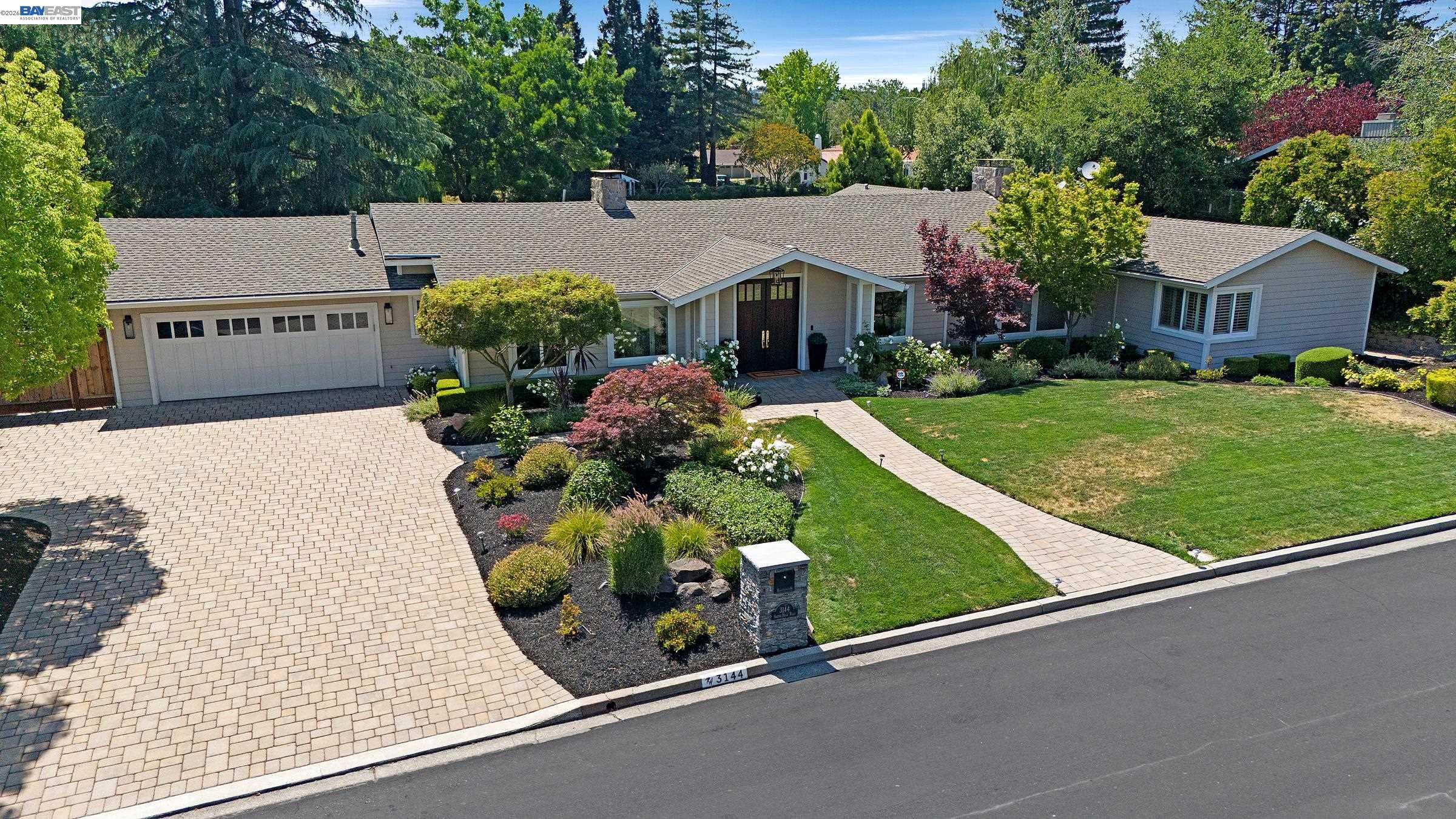 3144 Roundhill Road Alamo, CA 94507 - Photo 2 of 60