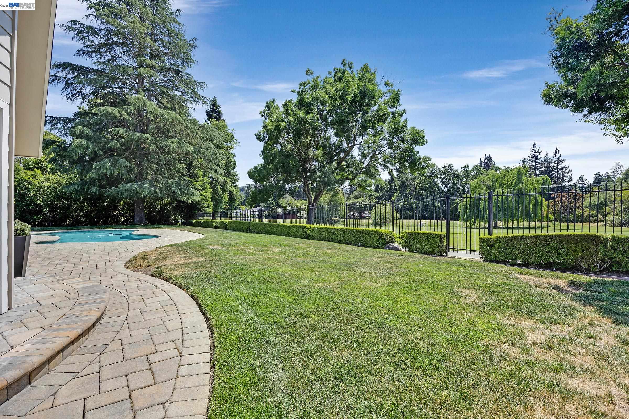 3144 Roundhill Road Alamo, CA 94507 - Photo 48 of 60