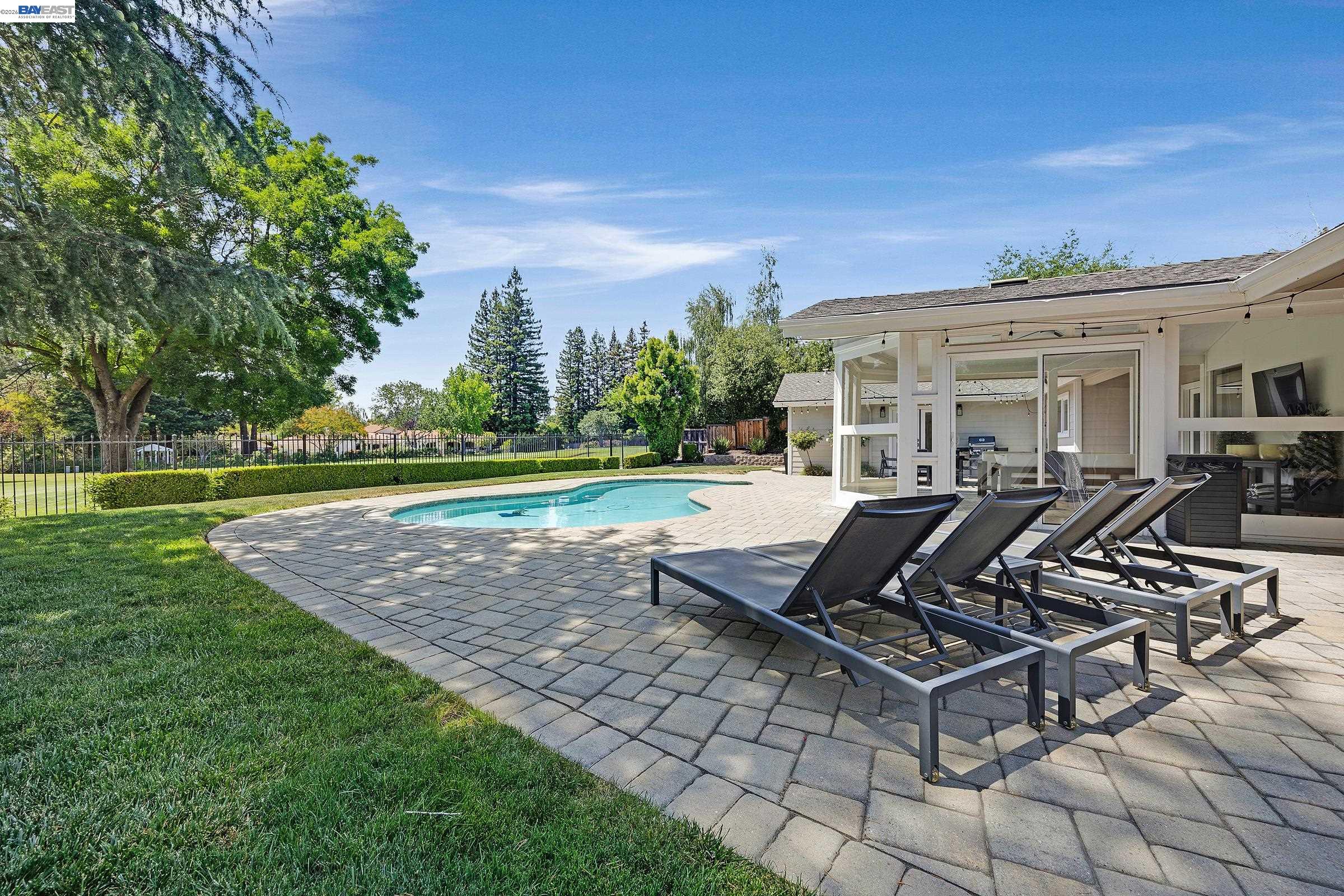 3144 Roundhill Road Alamo, CA 94507 - Photo 51 of 60