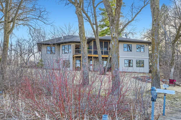 $2,795,000 | 19900 Cottagewood Road, Deephaven, MN 55331