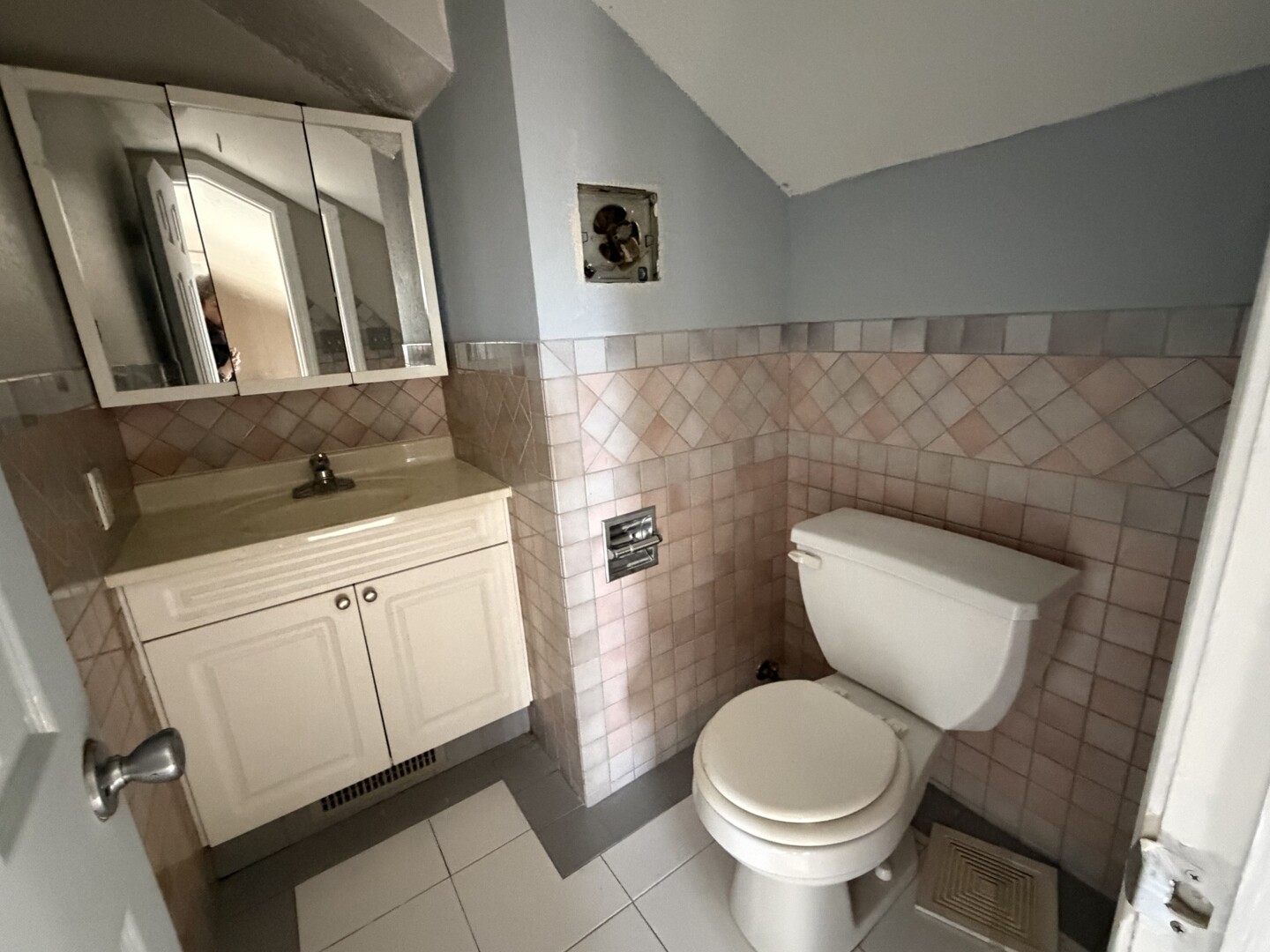 508 West Grove Street Bloomington, IL 61701 - Photo 17 of 29