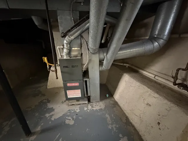 $104,900 | 508 West Grove Street, Bloomington, IL 61701