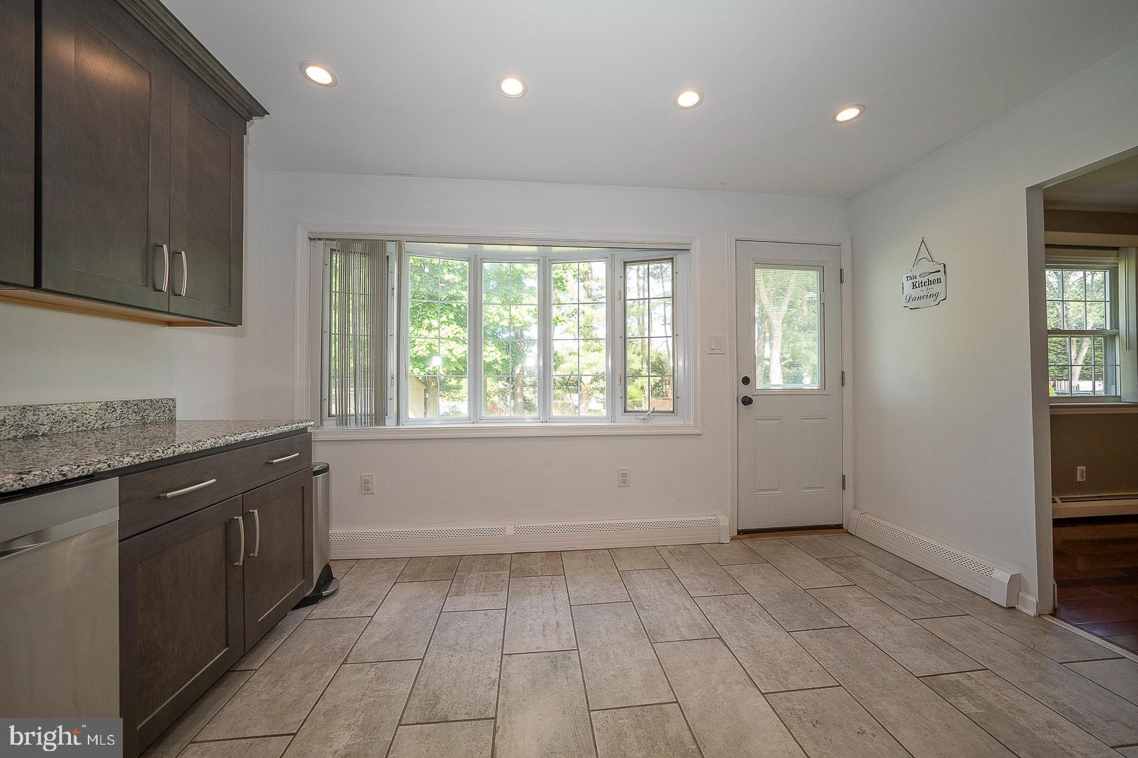 70 Hidden Valley Road Aston, PA 19014 - Photo 17 of 62