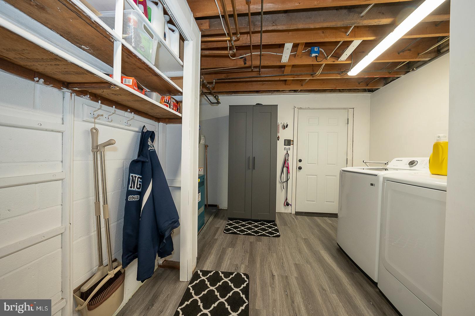 70 Hidden Valley Road Aston, PA 19014 - Photo 49 of 62 a view of a walk in closet