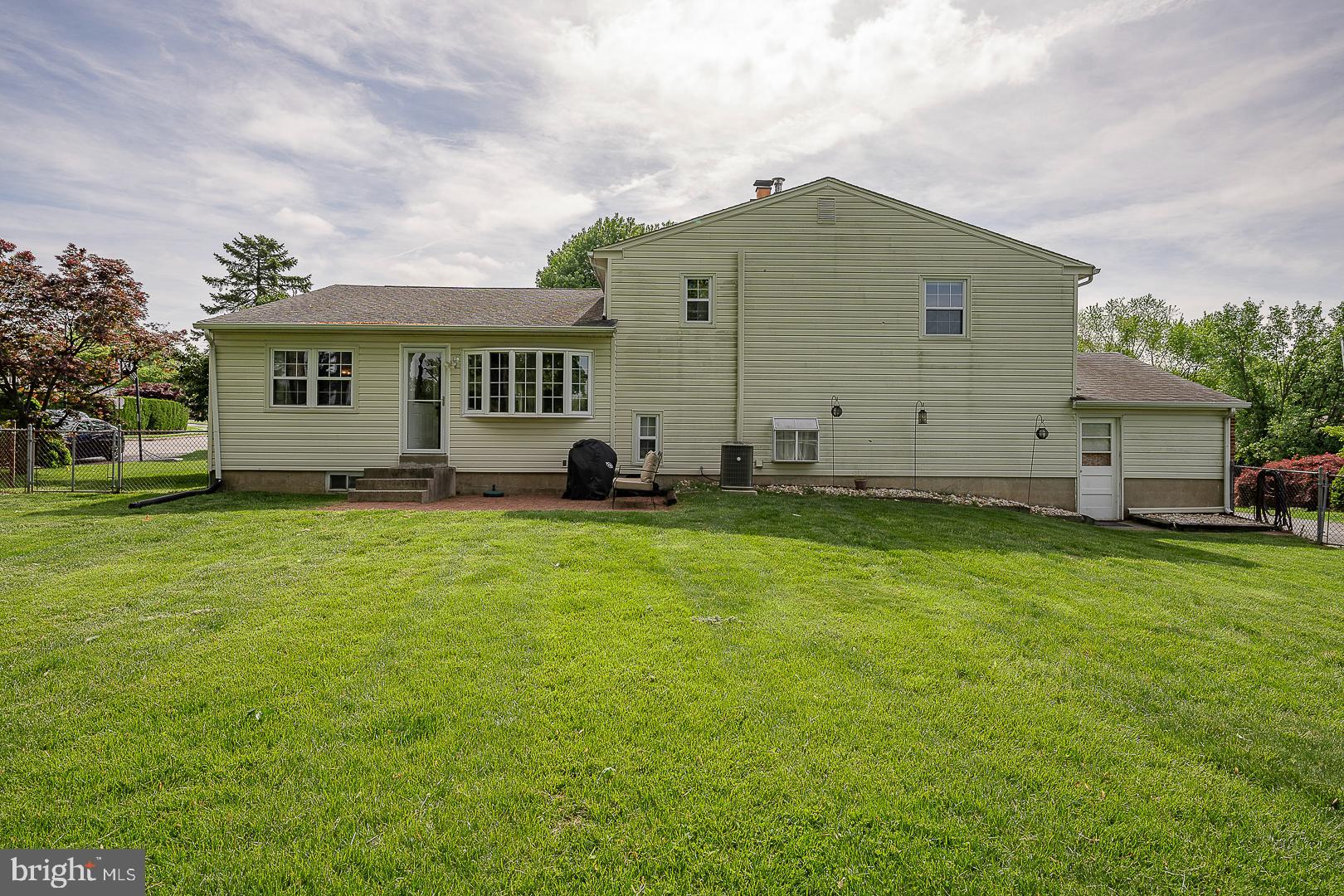 70 Hidden Valley Road Aston, PA 19014 - Photo 60 of 62 a big house with a big yard and large trees