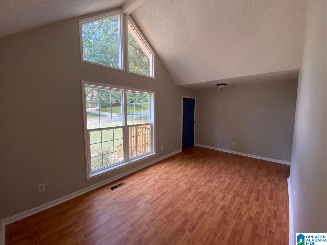 5513 Belpine Trail Birmingham, AL 35210 - Photo 2 of 20