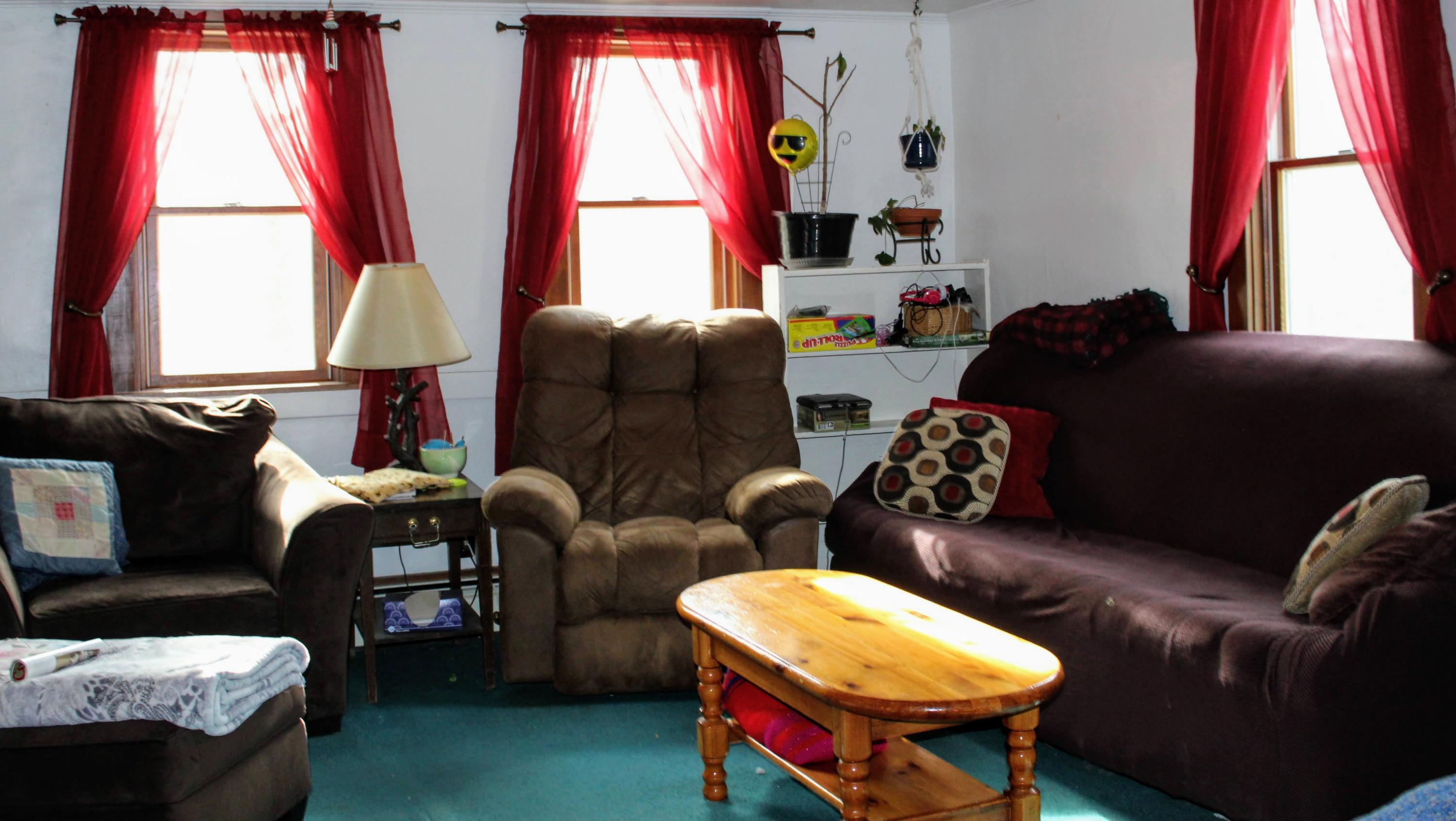 59 Libby Road Charleston, ME 04422 - Photo 24 of 47 living2