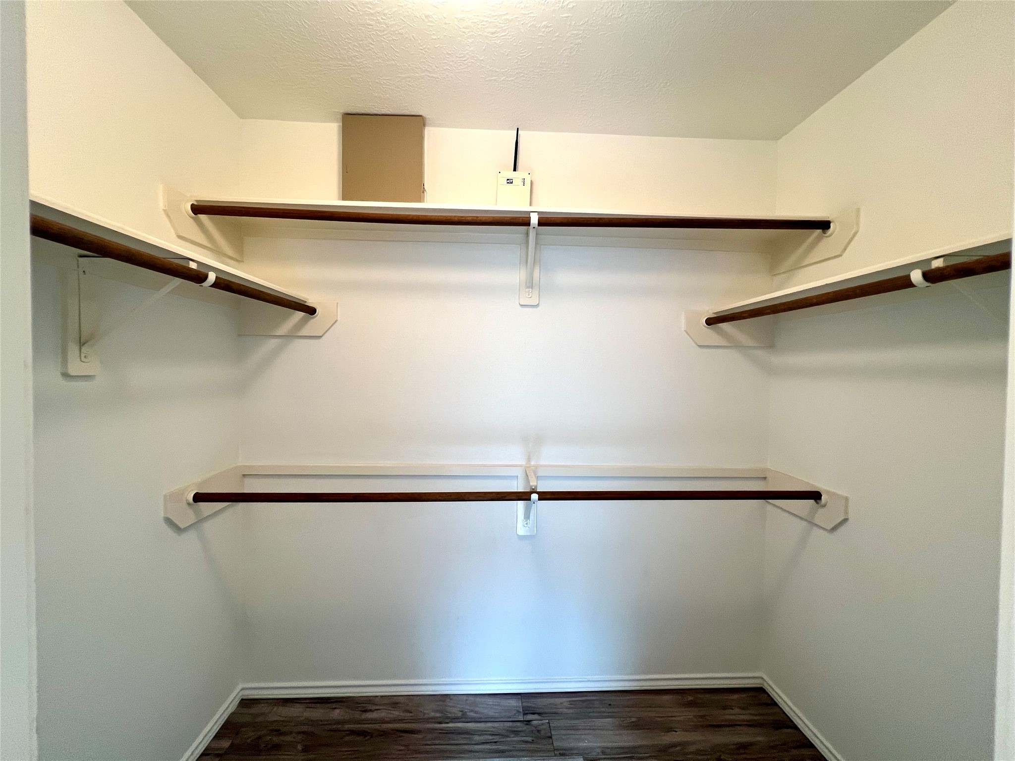 4414 Kulkarni Street Houston, TX 77045 - Photo 17 of 18 a close view of sink