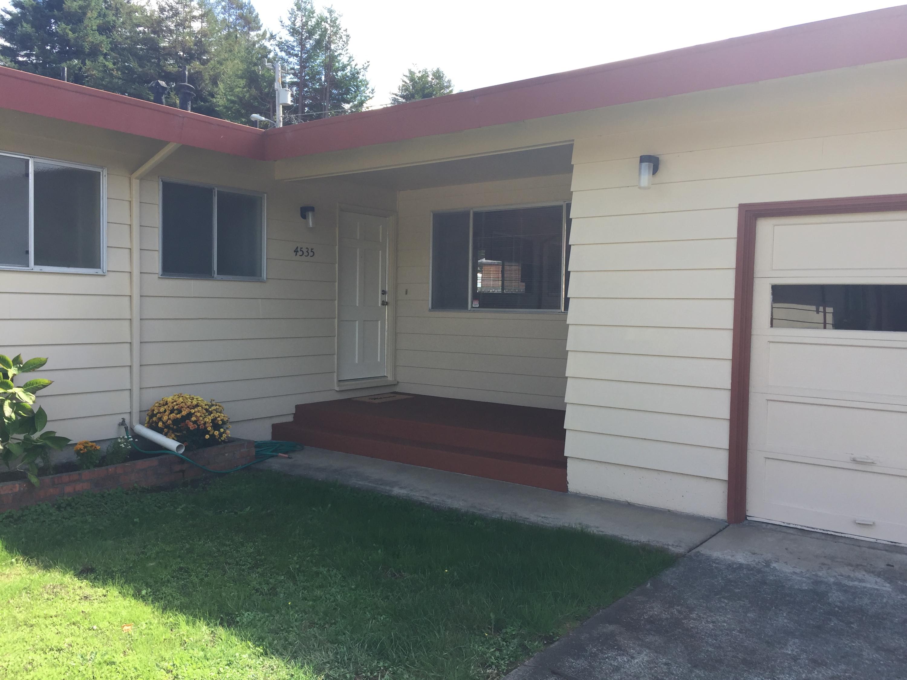 4535 Campton Road Eureka, CA 95503 - Photo 2 of 17 IMG_3232