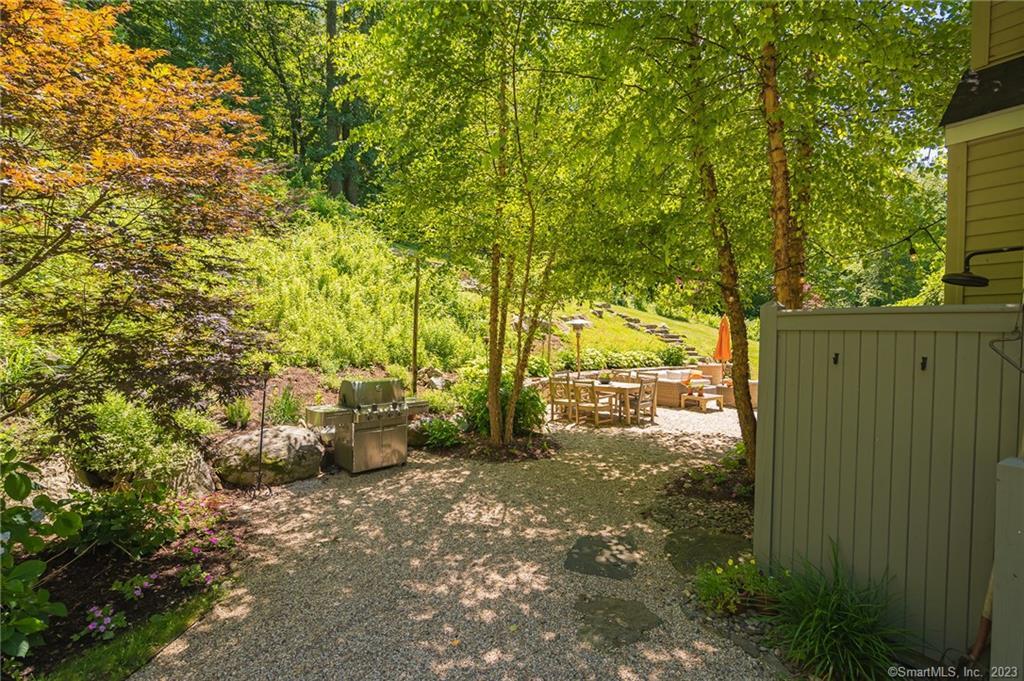 260 White Deer Rocks Road Woodbury, CT 06798 - Photo 12 of 40