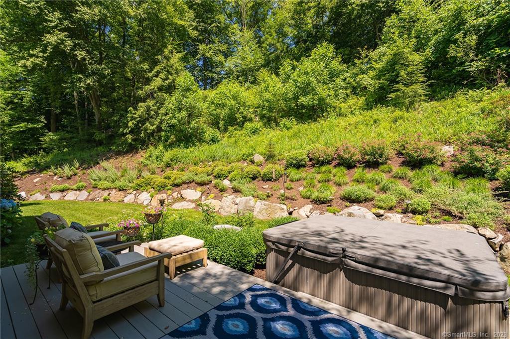 260 White Deer Rocks Road Woodbury, CT 06798 - Photo 16 of 40