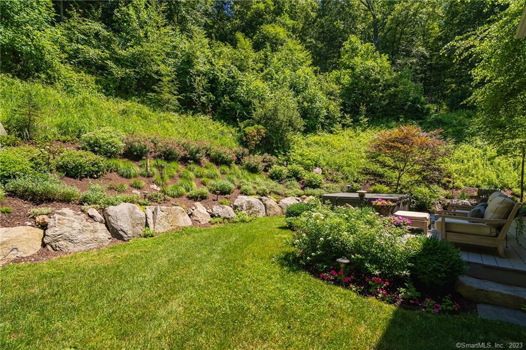 260 White Deer Rocks Road Woodbury, CT 06798 - Photo 17 of 40