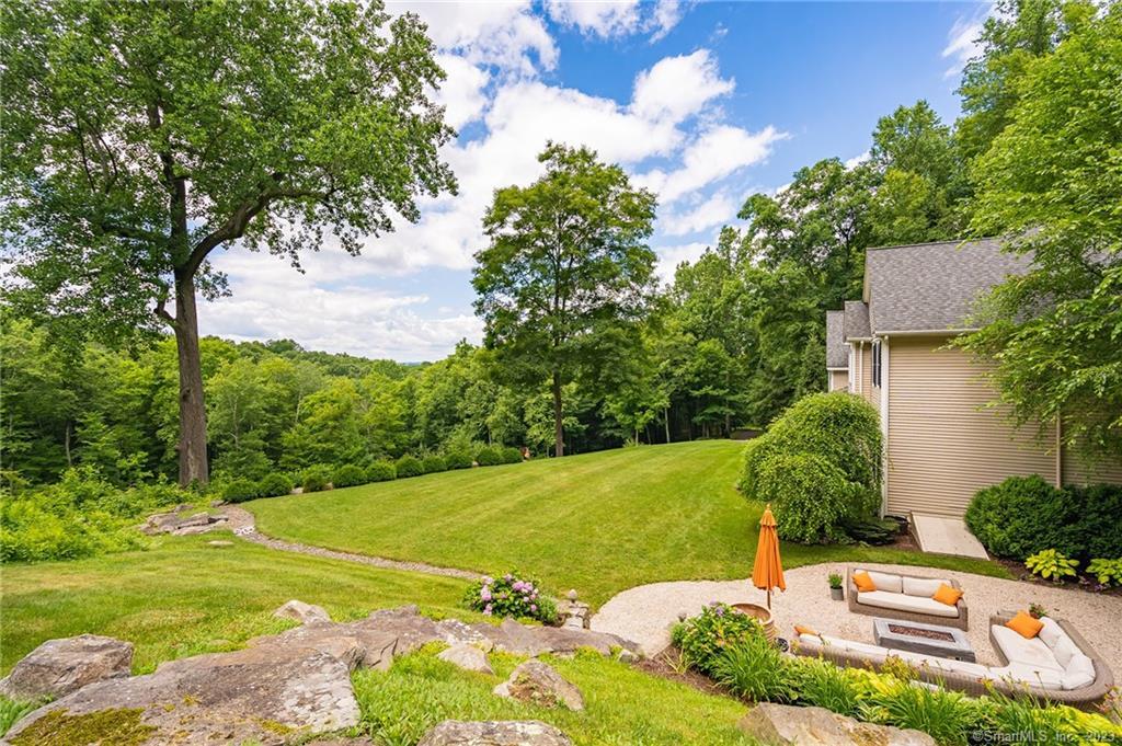 260 White Deer Rocks Road Woodbury, CT 06798 - Photo 3 of 40