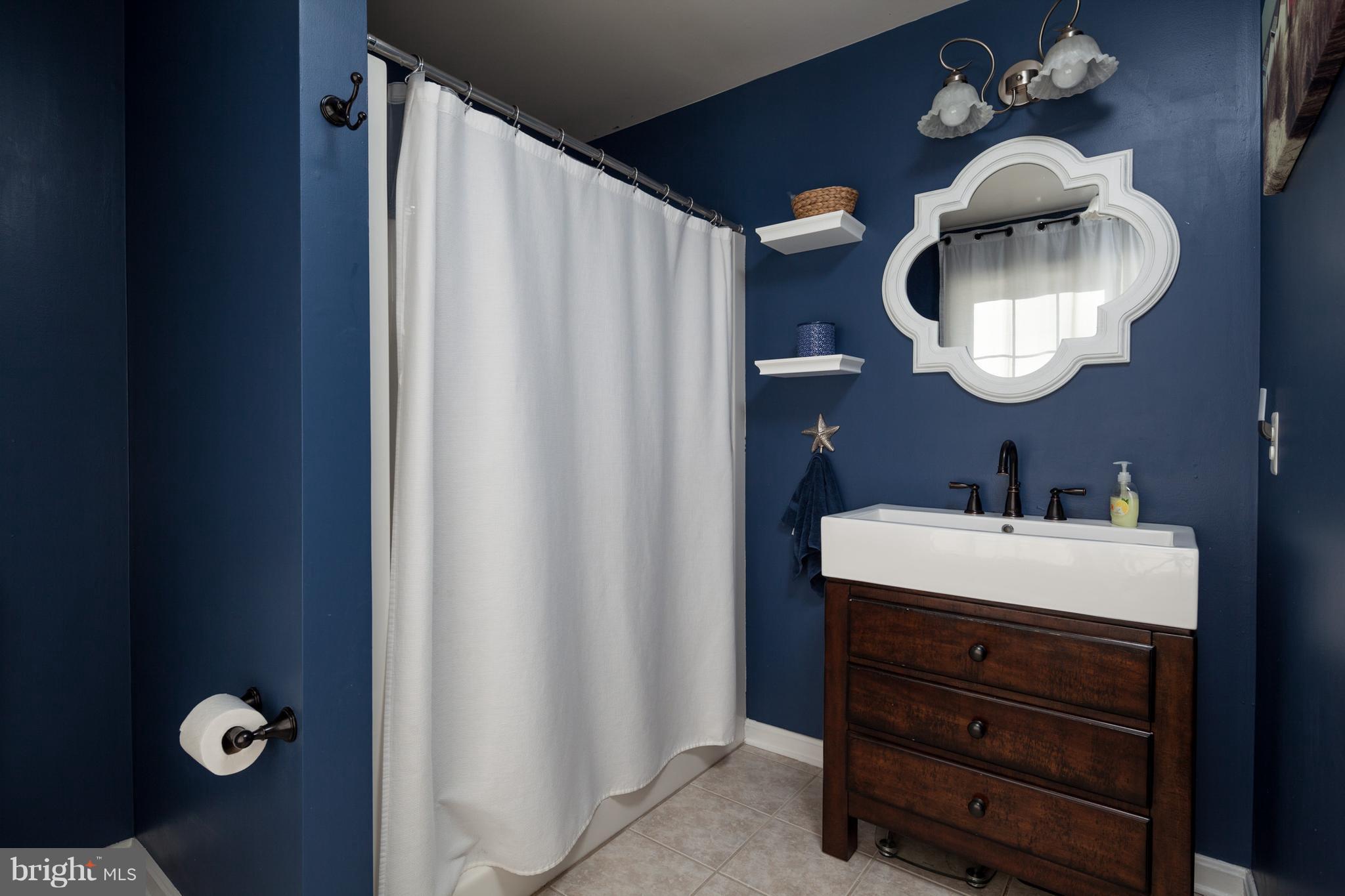 721 Seneca Garden Road Baltimore, MD 21220 - Photo 27 of 30 Bath (Master)