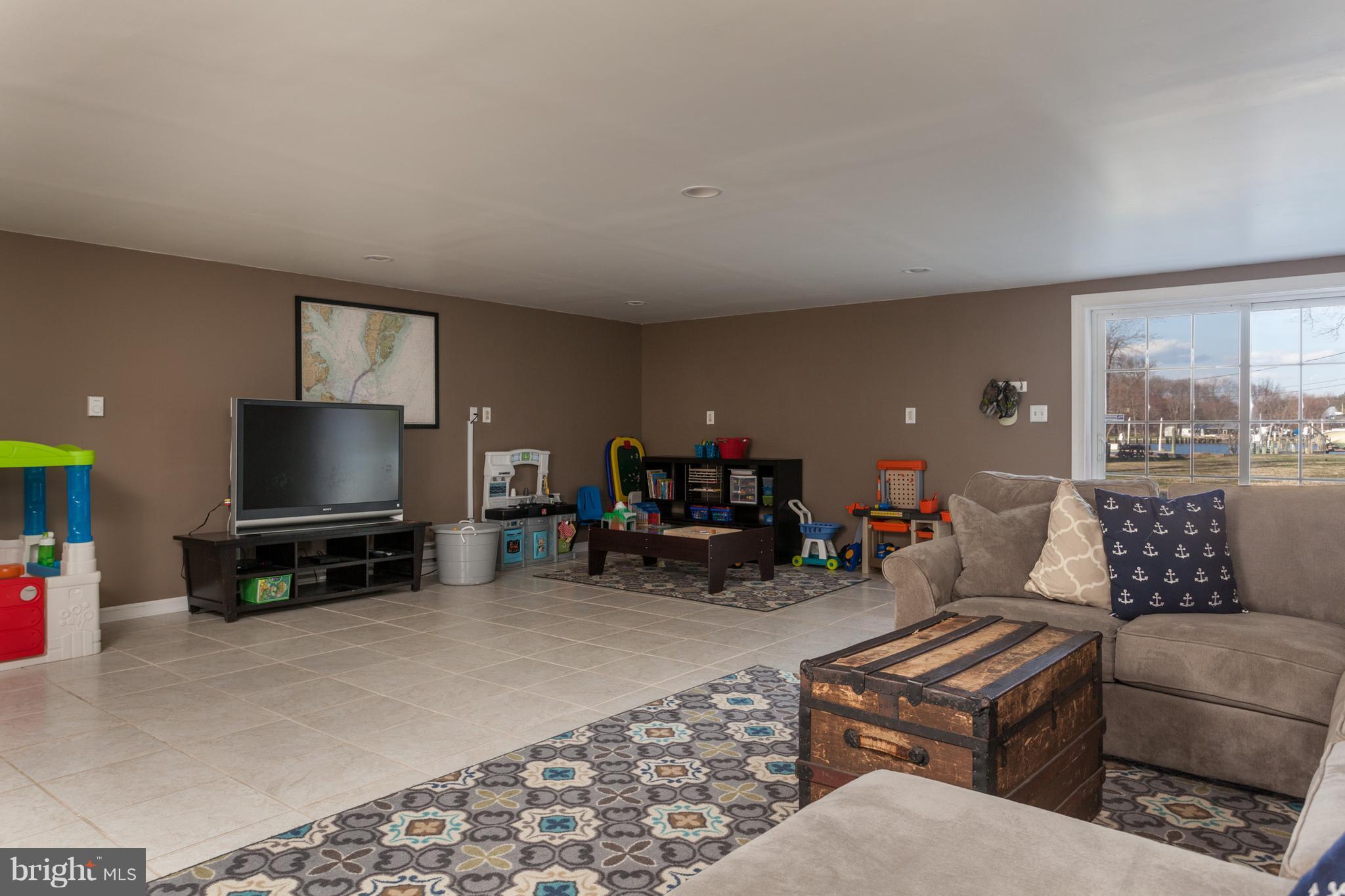 721 Seneca Garden Road Baltimore, MD 21220 - Photo 30 of 30 Family Room