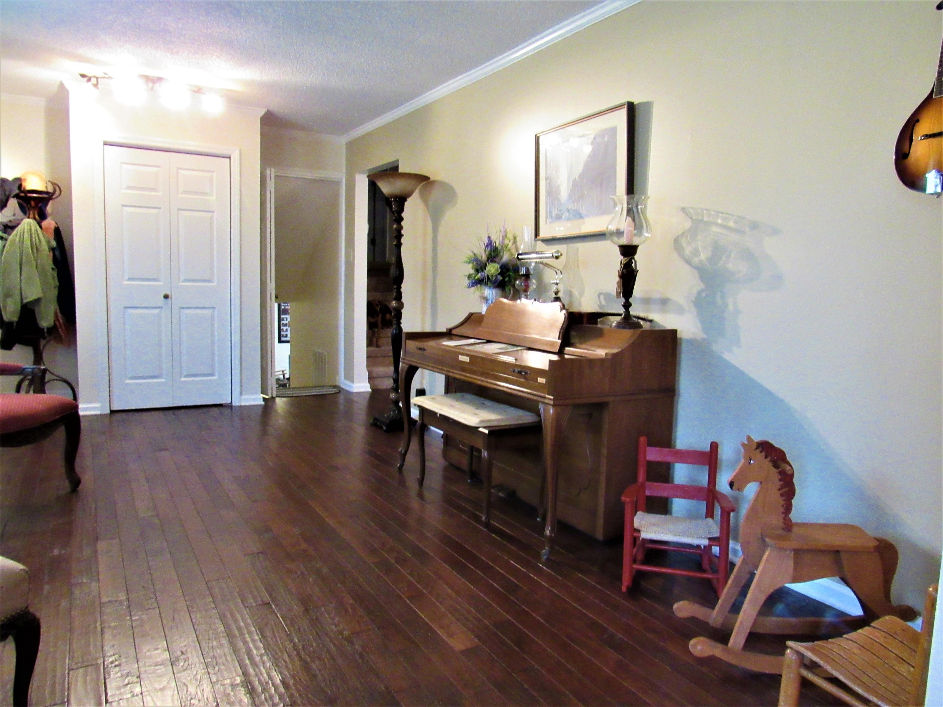245 Briarcliff Avenue Oak Ridge, TN 37830 - Photo 16 of 31 IMG_5964