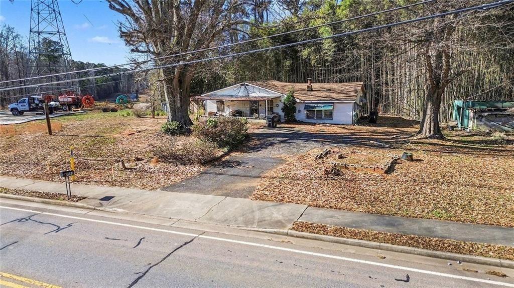 3580 Paul Samuel Road Northwest Kennesaw, GA 30152 - Photo 7 of 15 a view of a backyard