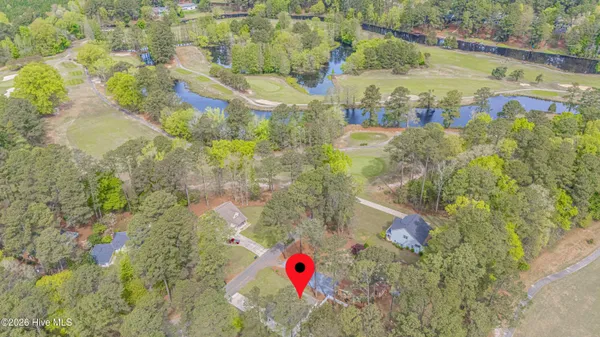 $2,900 | 14 Fairway Drive, Whispering Pines, NC 28327