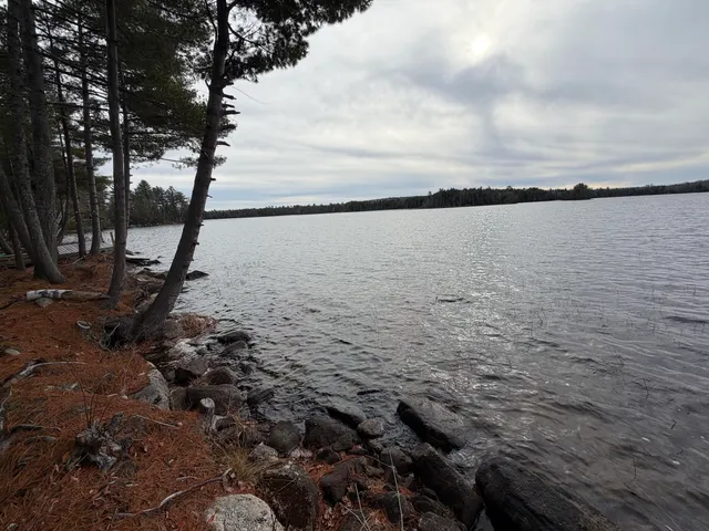 $499,000 | 327 White Point Estates Road, Lincoln, ME 04457