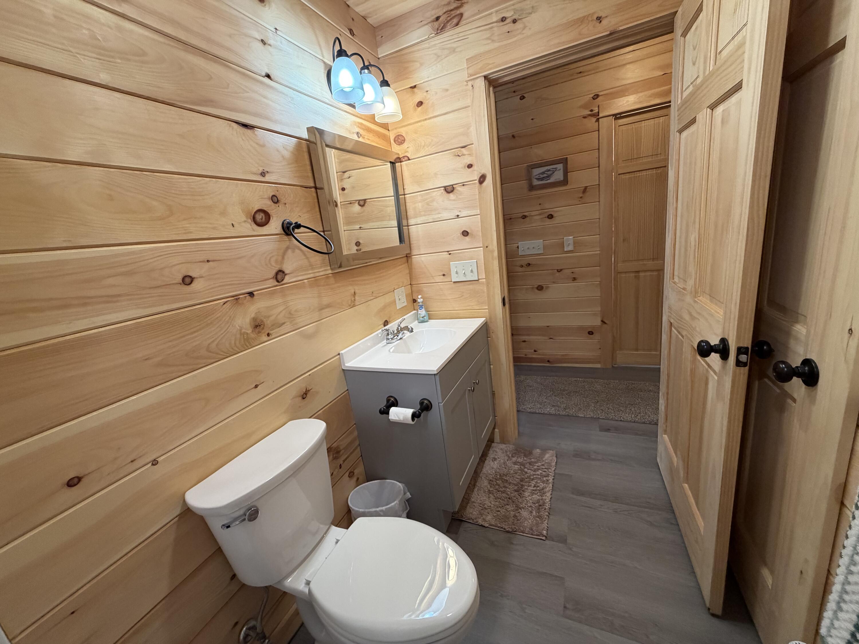 327 White Point Estates Road Lincoln, ME 04457 - Photo 30 of 45 IMG_3545