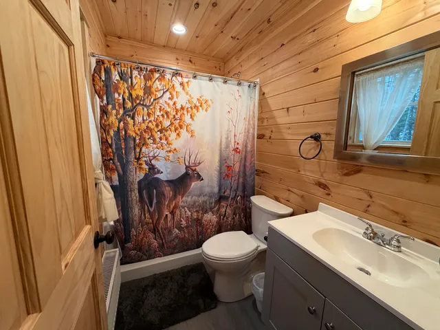 $499,000 | 327 White Point Estates Road, Lincoln, ME 04457