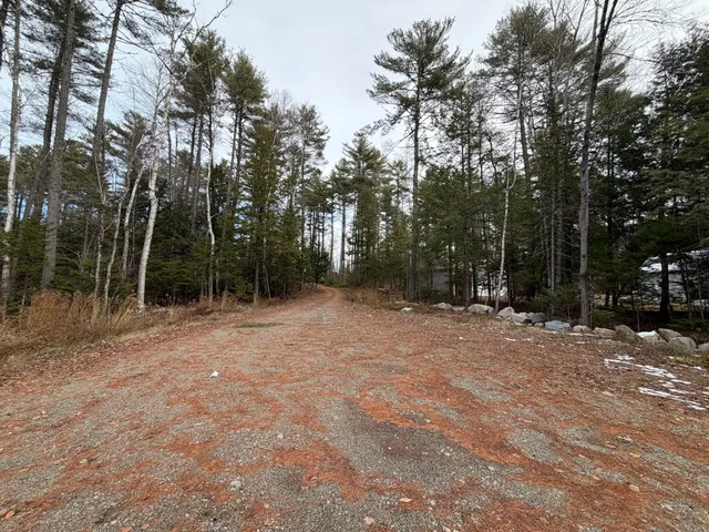 $499,000 | 327 White Point Estates Road, Lincoln, ME 04457
