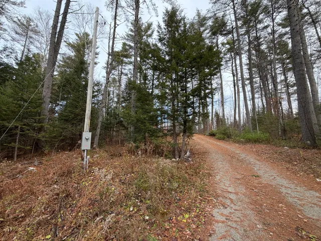 $499,000 | 327 White Point Estates Road, Lincoln, ME 04457