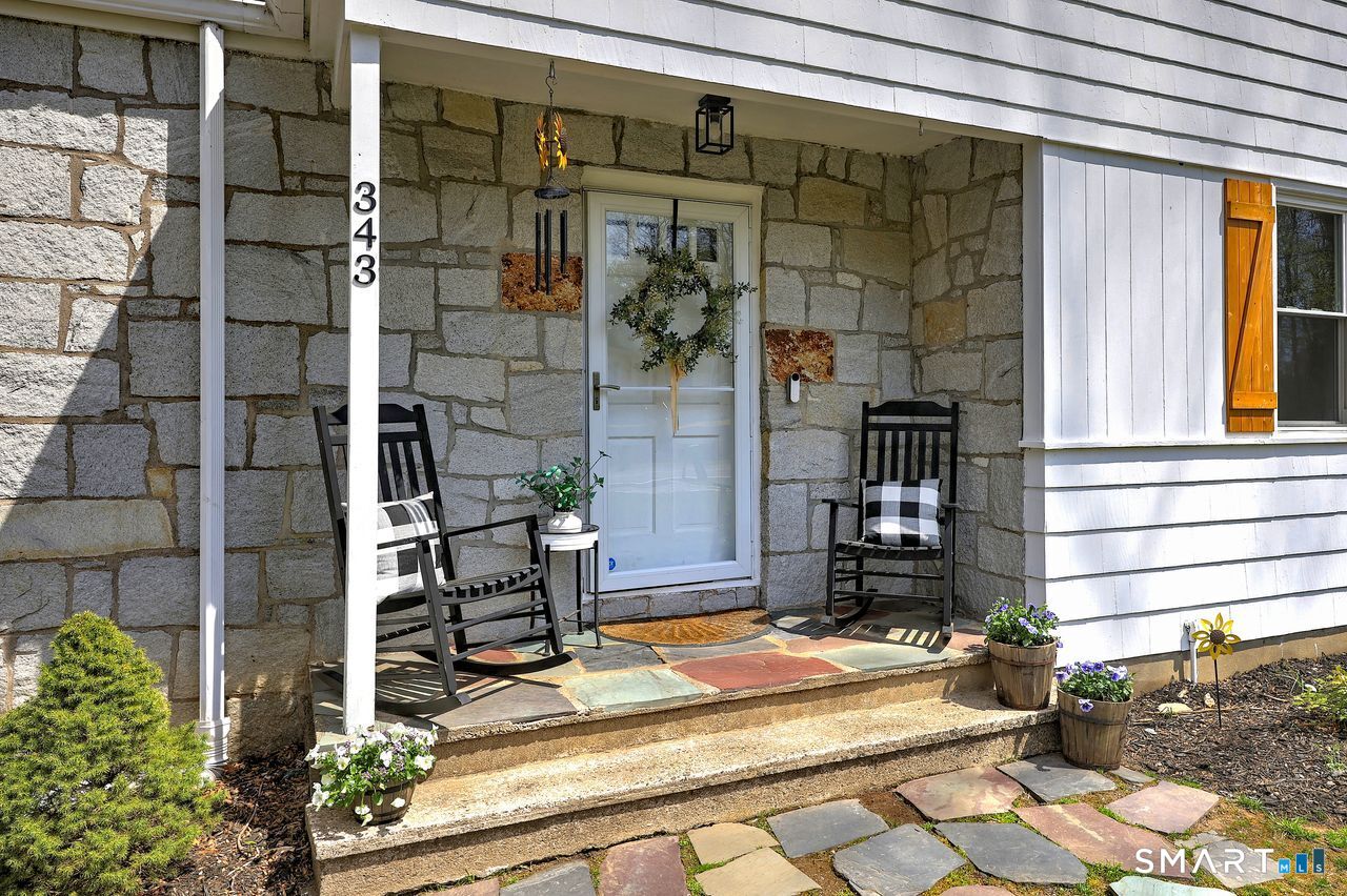 343 Smith Farm Road Orange, CT 06477 - Photo 4 of 40