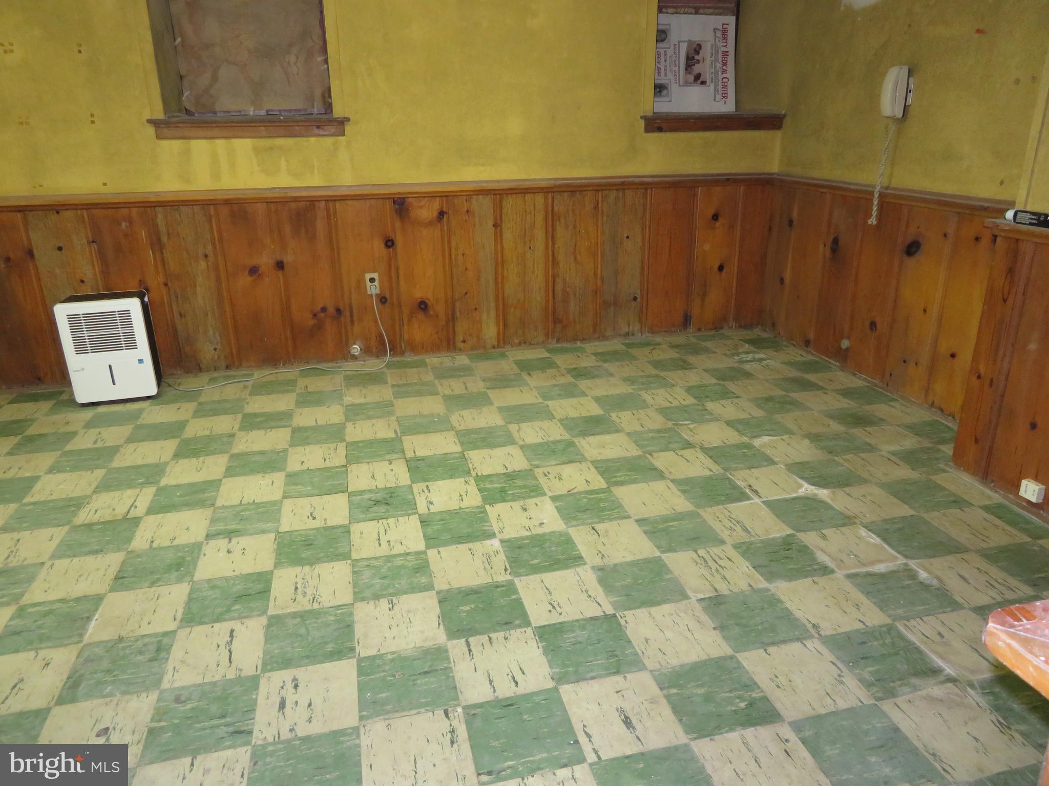 1904 Chelsea Road Baltimore, MD 21216 - Photo 14 of 18 Basement great room