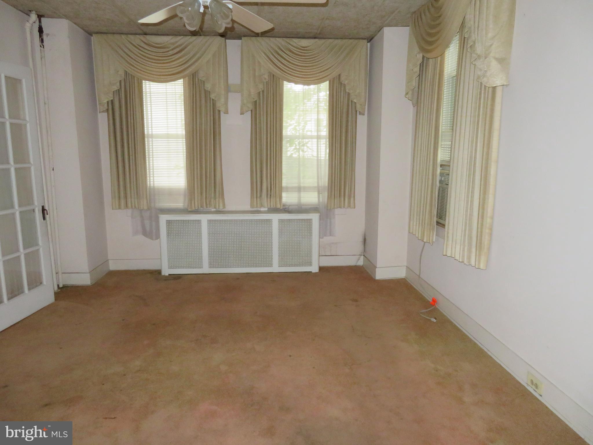 1904 Chelsea Road Baltimore, MD 21216 - Photo 6 of 18 Dining Room