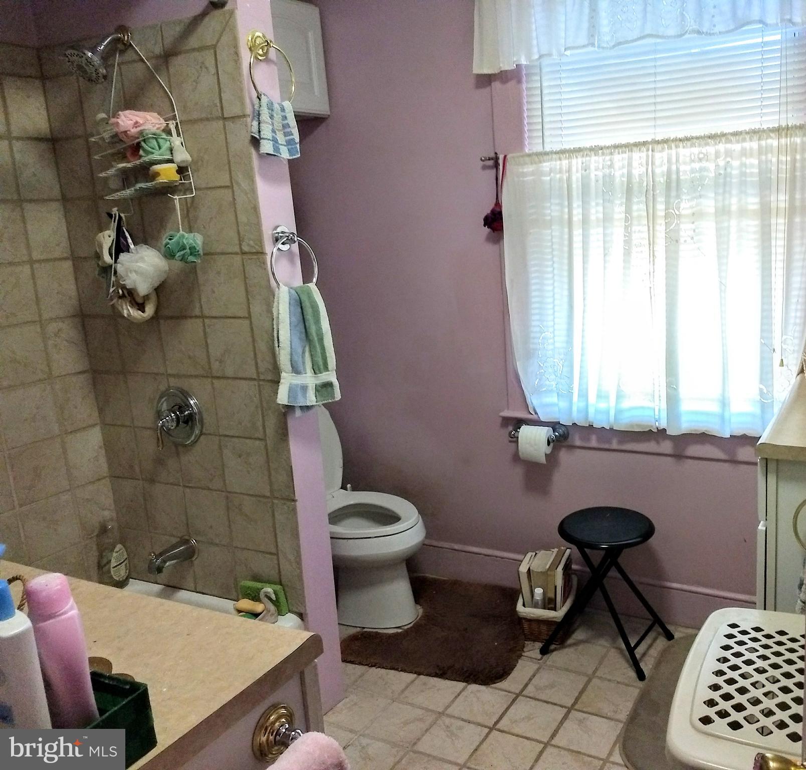1904 Chelsea Road Baltimore, MD 21216 - Photo 10 of 18 Bathroom 1