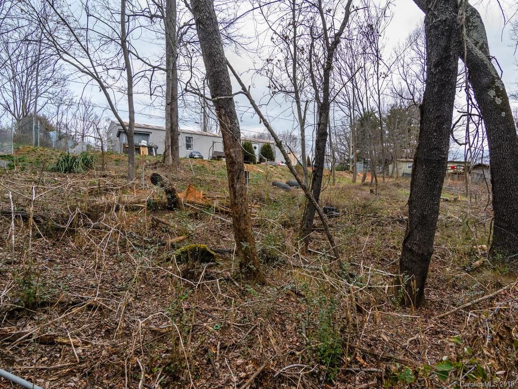 538 Deaverview Road, Unit B Asheville, NC 28806 - Photo 14 of 20 Gallery Image 14