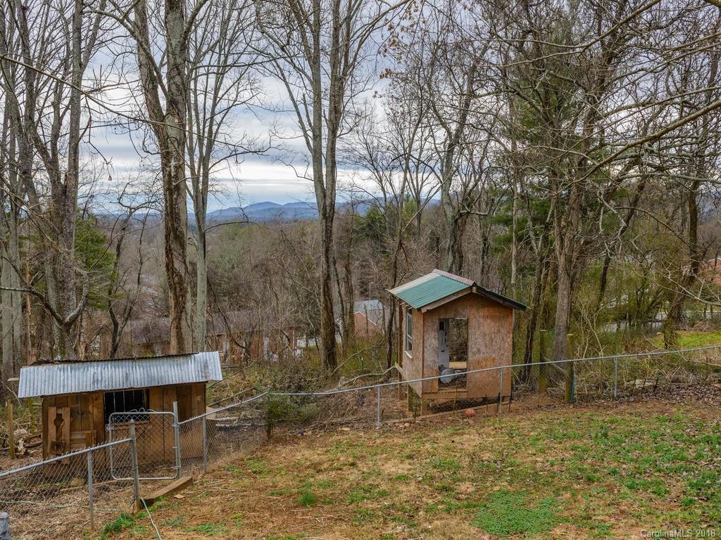 538 Deaverview Road, Unit B Asheville, NC 28806 - Photo 17 of 20 Gallery Image 17