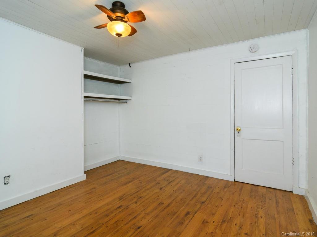 538 Deaverview Road, Unit B Asheville, NC 28806 - Photo 9 of 20 Gallery Image 9