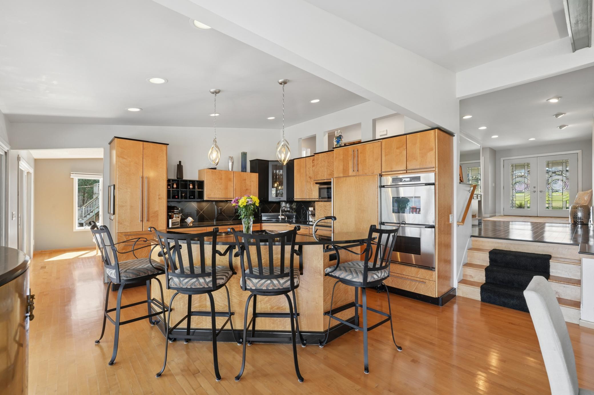 2065 Long Lake Road New Brighton, MN 55112 - Photo 34 of 58