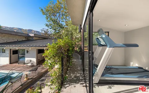 $3,995,000 | 3764 Las Flores Canyon Road, Malibu, CA 90265