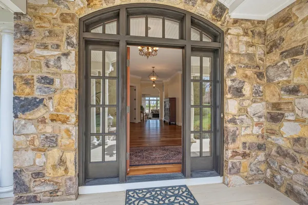 $2,350,000 | 6821 Koandah Gardens, Highland, MD 20777