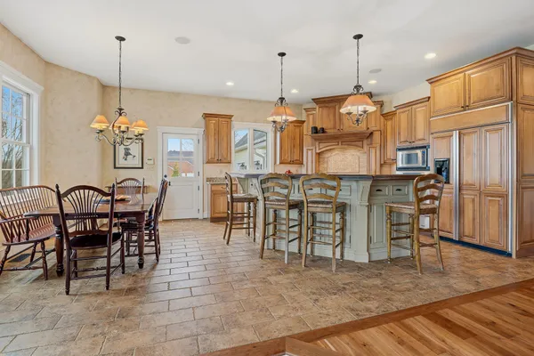 $2,350,000 | 6821 Koandah Gardens, Highland, MD 20777