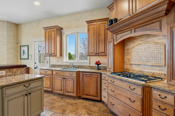 $2,350,000 | 6821 Koandah Gardens, Highland, MD 20777