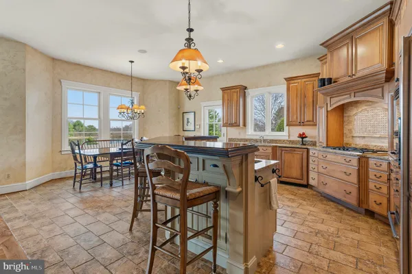 $2,350,000 | 6821 Koandah Gardens, Highland, MD 20777