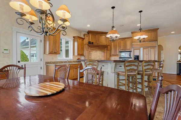 $2,350,000 | 6821 Koandah Gardens, Highland, MD 20777