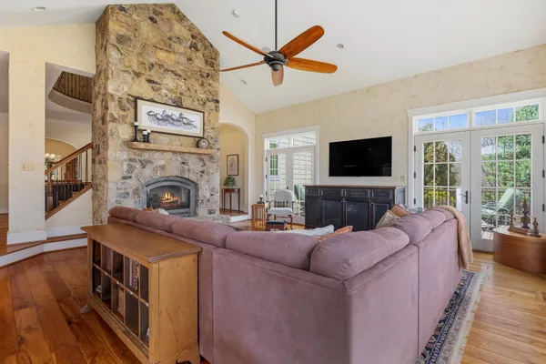 $2,350,000 | 6821 Koandah Gardens, Highland, MD 20777